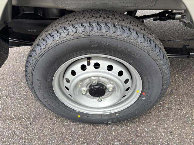 スーパーキャリイ Ｘ　４ＷＤ　４ＡＴ　衝突被害軽減システム　クリアランスソナー　レーンアシスト　キーレスエントリー　アイドリングストップ　電動格納ミラー　オートライト　ＥＳＣ　エアコン　パワーウィンドウ（47枚目）