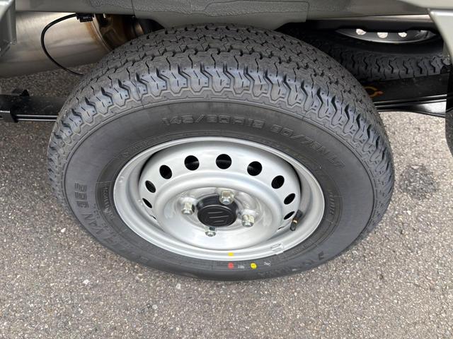 スーパーキャリイ Ｘ　４ＷＤ　４ＡＴ　衝突被害軽減システム　クリアランスソナー　レーンアシスト　キーレスエントリー　アイドリングストップ　電動格納ミラー　オートライト　ＥＳＣ　エアコン　パワーウィンドウ（48枚目）