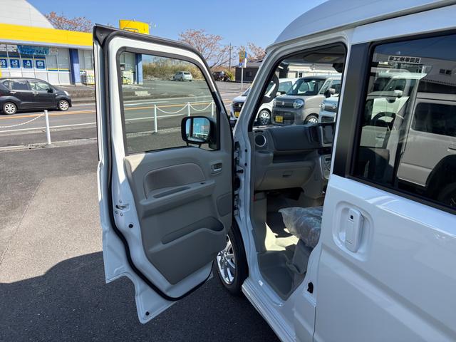エブリイワゴン ＰＺターボスペシャル　４ＷＤ　ハイルーフ　バックカメラ　両側電動スライドドア　クリアランスソナー　レーンアシスト　衝突被害軽減システム　オートライト　ＬＥＤヘッドランプ　スマートキー　　電動格納ミラー　シートヒーター（30枚目）