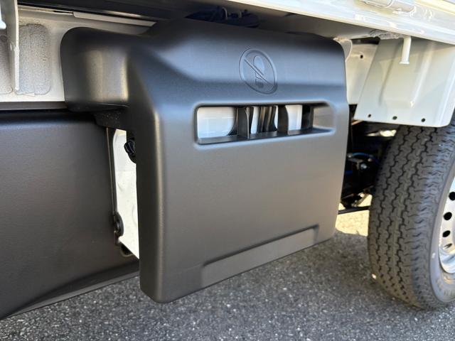 キャリイトラック ＫＣ　軽トラック　２ＷＤ　ＡＴ　衝突被害軽減システム　クリアランスソナー　レーンアシスト　キーレスエントリー　アイドリングストップ　オートライト　ＥＳＣ　エアコン　パワーウィンドウ　運転席エアバッグ（38枚目）