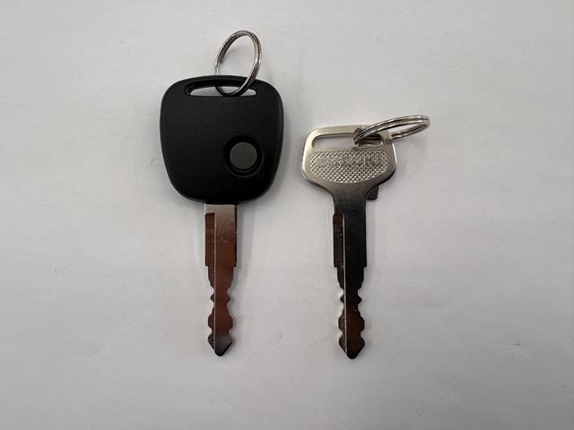 キャリイトラック ＫＣ農繁　４ＷＤ　５ＭＴ　衝突被害軽減システム　クリアランスソナー　レーンアシスト　キーレスエントリー　アイドリングストップ　オートライト　ＥＳＣ　エアコン　パワーウィンドウ　運転席エアバッグ（46枚目）