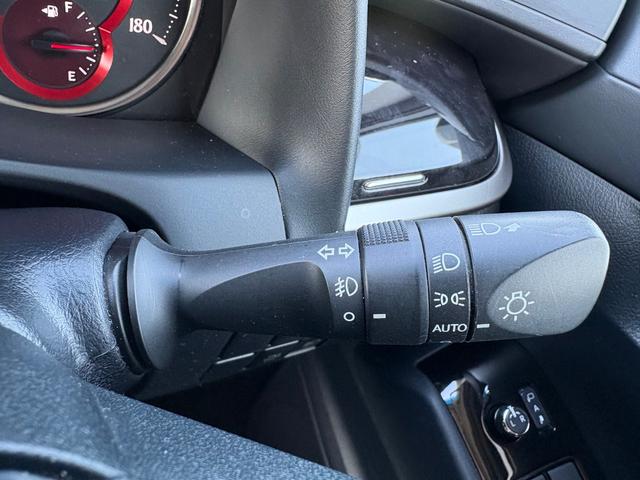 ヴェルファイア ２．５Ｚ　ドライブレコーダー　シートカバー　ＥＴＣ　バックカメラ　ナビ　ＴＶ　クリアランスソナー　オートクルーズコントロール　レーンアシスト　衝突被害軽減システム　両側電動スライドドア（18枚目）