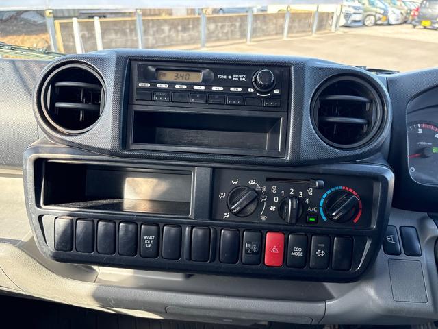 デュトロ 　ＭＴ　後輪ダブル　電動格納ミラー　エアコン　パワーウィンドウ　運転席エアバッグ　積載量２０００ｋｇ　荷台内寸長３０５幅１５９高３２　高床前７７後８３　　全輪１９５／７５Ｒ１５　１０９／１０７ＮＬＴ（35枚目）