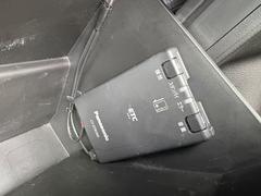 今では必需品のＥＴＣも付いております。高速道路での出入りもスムーズ。渋滞緩和にもなりエコにも繋がります。 6