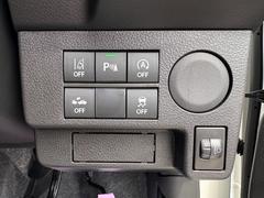 【コーナーセンサー】駐車時など障害物をセンサーが察知しアラームで教えてくれます！あると便利な装備です☆ 6