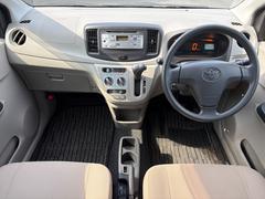 毎回座るフロントシート。運転席は必ず使用する部分ですので、座り心地が重要です！ 2