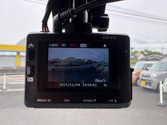 �ɥ饤�֥쥳��������Ĥ��Ƥ��ޤ����⤷���Τ򵯤����Ƥ��ޤä��顣����ʻ��˿�����̣���ˤʤ�Τ�����ž�ε�Ͽ������Ȳ��ǵ�Ͽ����ɥ饤�֥쥳�������Ǥ��� 6