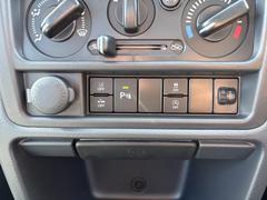 ���ꥢ��󥹥��ʡ��դ��ʤΤǾ㳲ʪ�򥻥󥵡��Ǵ��Τ����ɥ饤�С��˾��ͤδ������Τ餻�Ƥ���ޤ��� 6