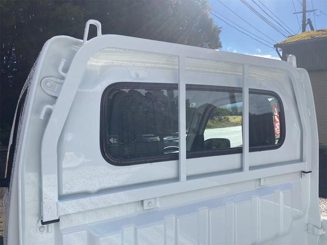 キャリイトラック ７型　ＫＣエアコン．パワステ　４ＷＤ　軽トラック　ＭＴ　クリアランスソナー　キーレスエントリー　アイドリングストップ　オートライト　ＥＳＣ　エアコン　パワーステアリング　パワーウィンドウ　運転席エアバッグ　助手席エアバッグ（26枚目）