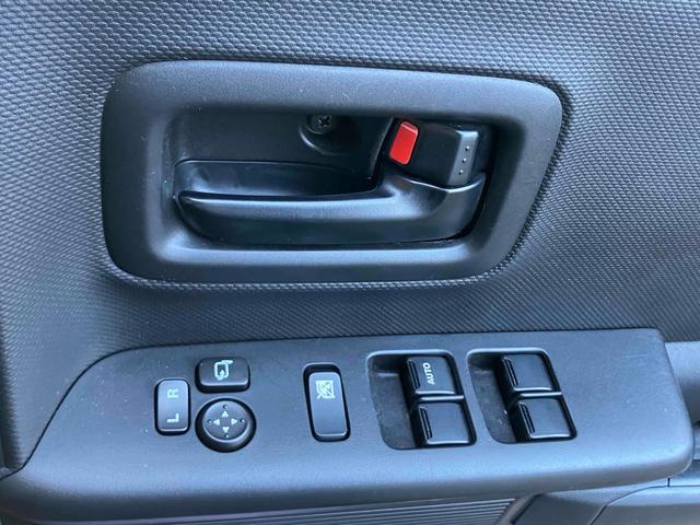 スペーシア ハイブリッドＸ　バックカメラ　両側電動スライドドア　ナビ　ＴＶ　クリアランスソナー　レーンアシスト　衝突被害軽減システム　オートライト　スマートキー　アイドリングストップ　電動格納ミラー　シートヒーター　ベンチシート（13枚目）