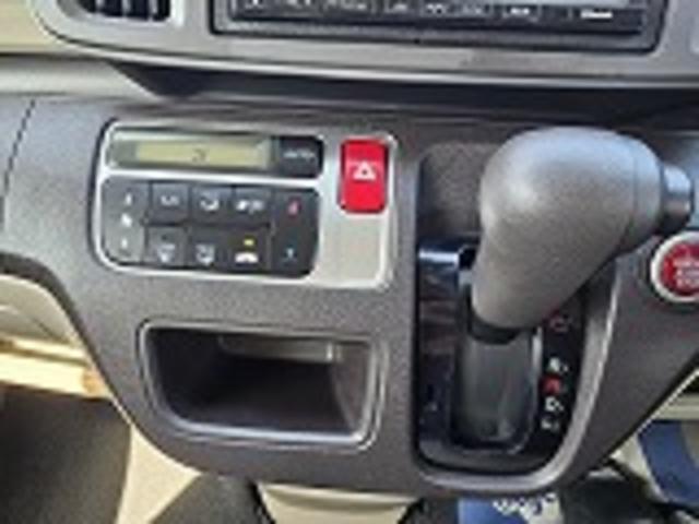 Ｎ－ＯＮＥ ツアラー　ドライブレコーダー　ＥＴＣ　バックカメラ　ナビ　ＴＶ　スマートキー　アイドリングストップ　電動格納ミラー　ベンチシート　ＣＶＴ　ＥＳＣ　ＣＤ　Ｂｌｕｅｔｏｏｔｈ　エアコン（39枚目）