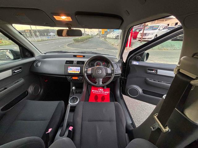 スイフト ＸＧ　Ｃセレクション　ナビ　ＴＶ　アルミホイール　スマートキー　電動格納ミラー　シートヒーター　ＣＶＴ　盗難防止システム　衝突安全ボディ　ＡＢＳ　ＣＤ　ＤＶＤ再生　ＵＳＢ　Ｂｌｕｅｔｏｏｔｈ　エアコン　パワーステアリング（22枚目）