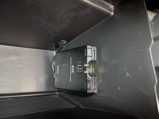 スペーシアカスタム カスタムＸＳ　ＥＴＣ　バックカメラ　両側スライド・片側電動　ナビ　ＴＶ　衝突被害軽減システム　オートライト　ＨＩＤ　スマートキー　アイドリングストップ　電動格納ミラー　ベンチシート　ＣＶＴ　盗難防止システム　ＡＢＳ（47枚目）
