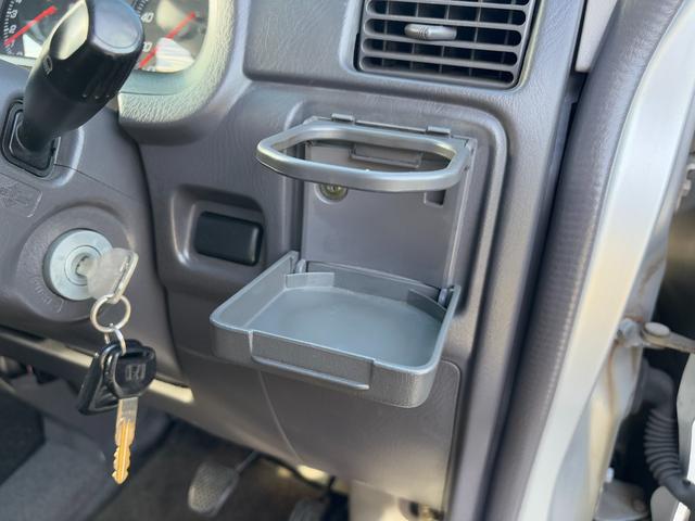 バモス Ｌ　ＡＴ　両側スライドドア　キーレスエントリー　アルミホイール　エアコン　パワーステアリング　パワーウィンドウ　運転席エアバッグ　助手席エアバッグ　ＣＤ　ＤＶＤ再生　ＭＤ（21枚目）