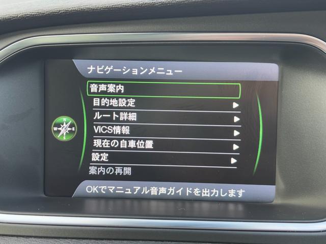 VOLVO V40 T4
