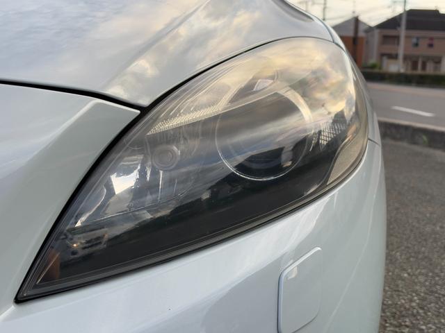 VOLVO V40 T4