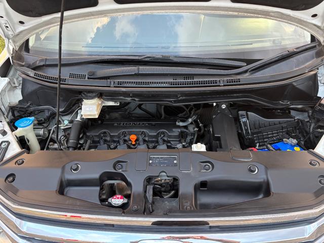 ステップワゴン G Eセレクション ETC バックカメラ ナビ TV オートクルーズコントロール 両側電動スライドドア スマートキー アイドリングストップ 電動格納ミラー 3列シート CVT CD DVD再生 USB(18枚目)