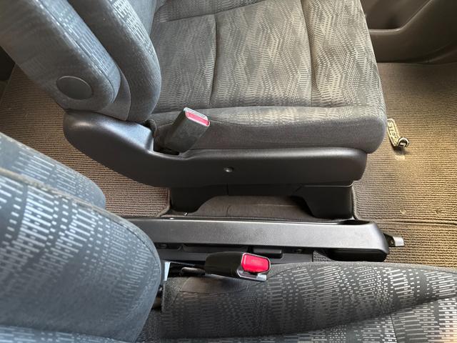 ステップワゴン G Eセレクション ETC バックカメラ ナビ TV オートクルーズコントロール 両側電動スライドドア スマートキー アイドリングストップ 電動格納ミラー 3列シート CVT CD DVD再生 USB(29枚目)