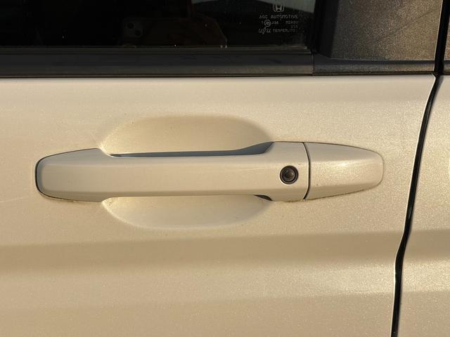 ステップワゴン G Eセレクション ETC バックカメラ ナビ TV オートクルーズコントロール 両側電動スライドドア スマートキー アイドリングストップ 電動格納ミラー 3列シート CVT CD DVD再生 USB(33枚目)