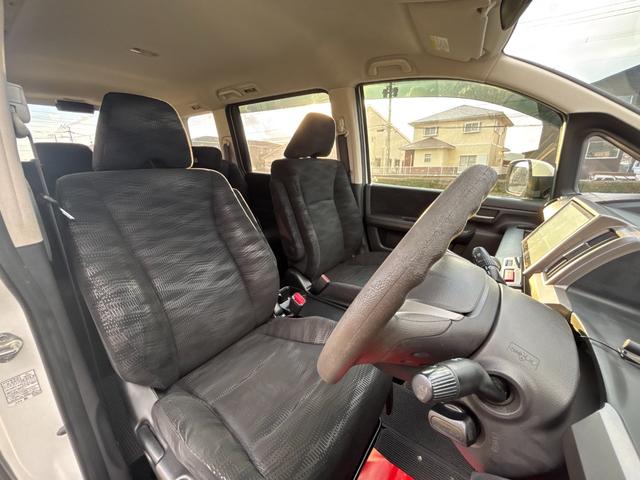 ステップワゴン G Eセレクション ETC バックカメラ ナビ TV オートクルーズコントロール 両側電動スライドドア スマートキー アイドリングストップ 電動格納ミラー 3列シート CVT CD DVD再生 USB(45枚目)