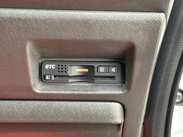 ステップワゴン G Eセレクション ETC バックカメラ ナビ TV オートクルーズコントロール 両側電動スライドドア スマートキー アイドリングストップ 電動格納ミラー 3列シート CVT CD DVD再生 USB(47枚目)