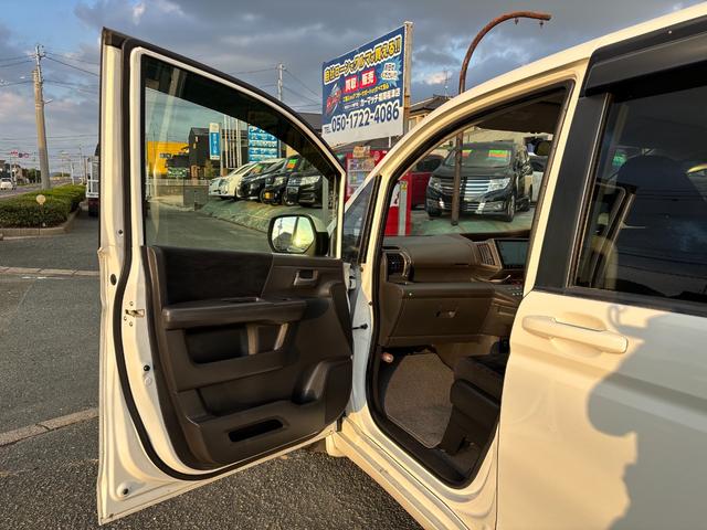 ステップワゴン G Eセレクション ETC バックカメラ ナビ TV オートクルーズコントロール 両側電動スライドドア スマートキー アイドリングストップ 電動格納ミラー 3列シート CVT CD DVD再生 USB(49枚目)