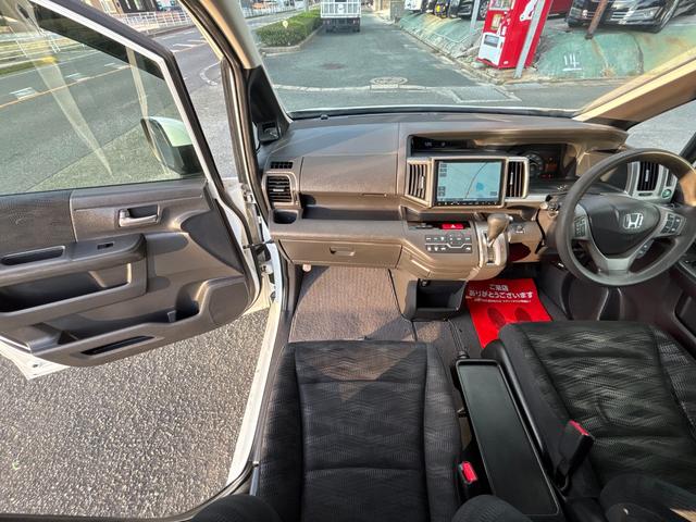 ステップワゴン G Eセレクション ETC バックカメラ ナビ TV オートクルーズコントロール 両側電動スライドドア スマートキー アイドリングストップ 電動格納ミラー 3列シート CVT CD DVD再生 USB(51枚目)