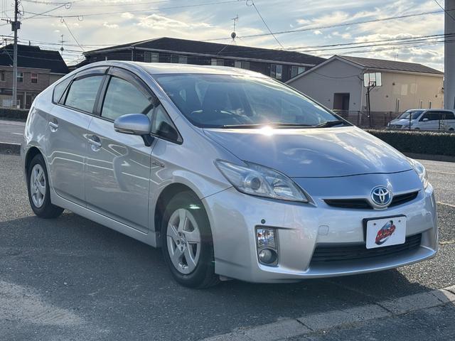 プリウス S ドライブレコーダー バックカメラ ナビ TV クリアランスソナー オートライト HID スマートキー 電動格納ミラー CVT 盗難防止システム 衝突安全ボディ ABS CD DVD再生(13枚目)