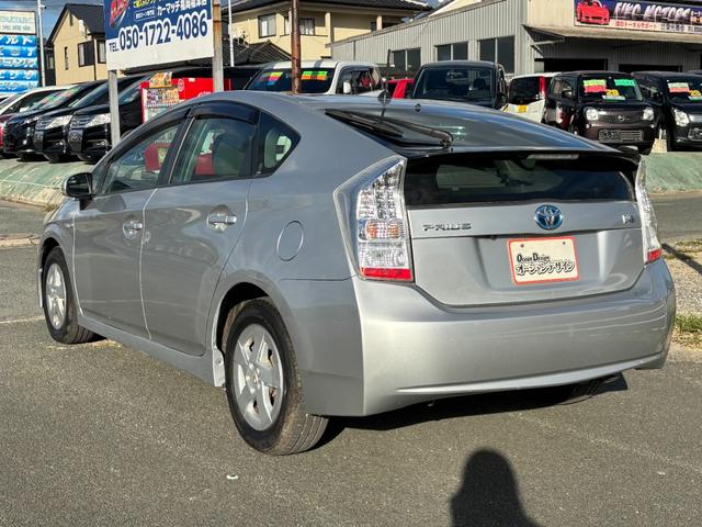 プリウス S ドライブレコーダー バックカメラ ナビ TV クリアランスソナー オートライト HID スマートキー 電動格納ミラー CVT 盗難防止システム 衝突安全ボディ ABS CD DVD再生(16枚目)