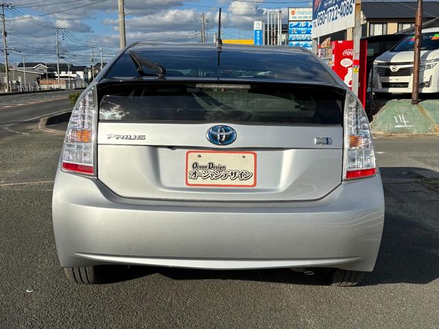 プリウス S ドライブレコーダー バックカメラ ナビ TV クリアランスソナー オートライト HID スマートキー 電動格納ミラー CVT 盗難防止システム 衝突安全ボディ ABS CD DVD再生(17枚目)