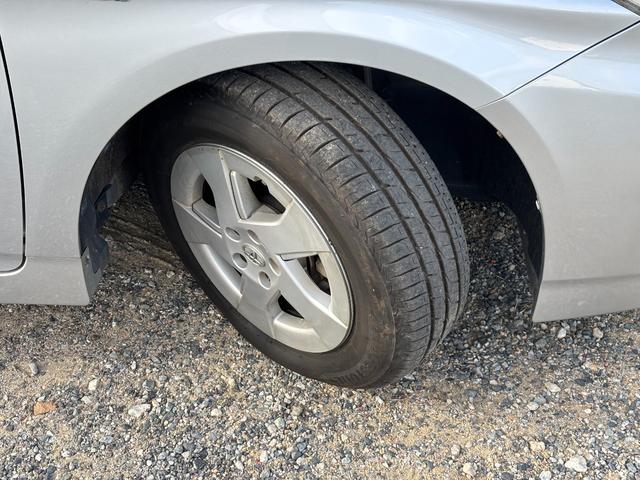 プリウス S ドライブレコーダー バックカメラ ナビ TV クリアランスソナー オートライト HID スマートキー 電動格納ミラー CVT 盗難防止システム 衝突安全ボディ ABS CD DVD再生(20枚目)