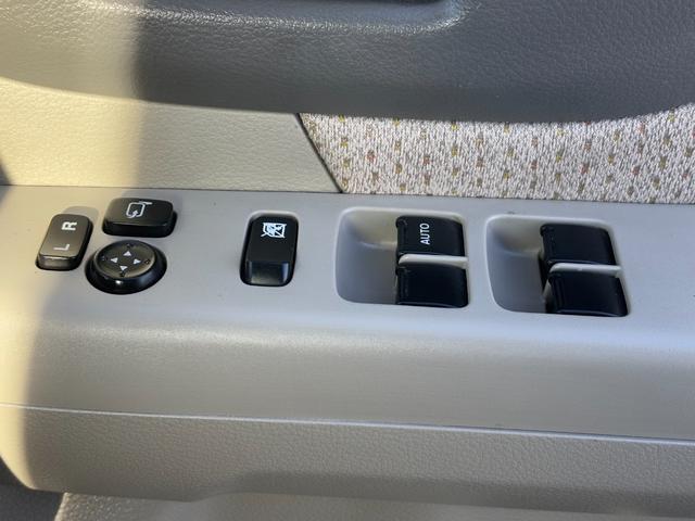 スペーシア X バックカメラ 両側スライド・片側電動 ナビ TV オートライト スマートキー アイドリングストップ 電動格納ミラー シートヒーター ベンチシート CVT 盗難防止システム ABS CD(12枚目)