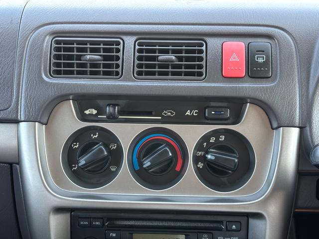 気温に合わせて直感的に操作することで、車内をいつでも快適に保てます。