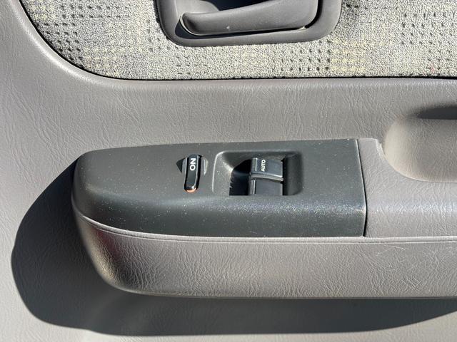 この度は当店のお車をご覧になっていただき、誠にありがとうございます。ぜひじっくりとご検討下さい。気軽にお問合せ・お見積りお待ちしております。