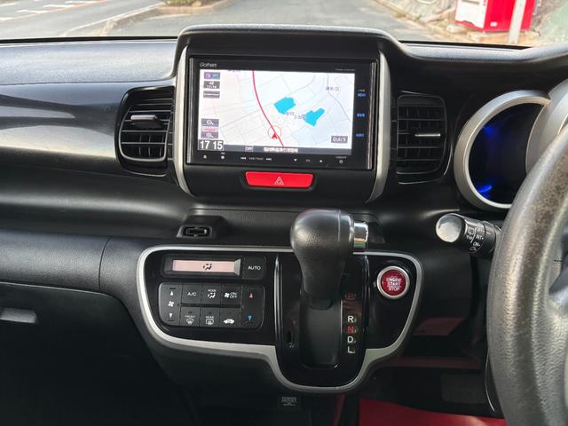 N-BOXカスタム G・Aパッケージ 両側スライド・片側電動 ナビ TV 衝突被害軽減システム オートライト HID スマートキー アイドリングストップ 電動格納ミラー ベンチシート CVT 盗難防止システム ABS ESC CD(5枚目)