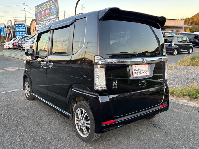 N-BOXカスタム G・Aパッケージ 両側スライド・片側電動 ナビ TV 衝突被害軽減システム オートライト HID スマートキー アイドリングストップ 電動格納ミラー ベンチシート CVT 盗難防止システム ABS ESC CD(16枚目)