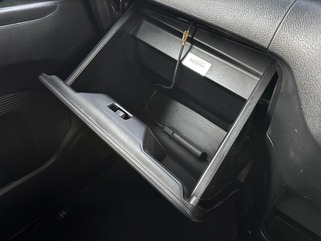 N-BOXカスタム G・Aパッケージ 両側スライド・片側電動 ナビ TV 衝突被害軽減システム オートライト HID スマートキー アイドリングストップ 電動格納ミラー ベンチシート CVT 盗難防止システム ABS ESC CD(25枚目)