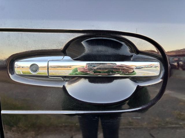 N-BOXカスタム G・Aパッケージ 両側スライド・片側電動 ナビ TV 衝突被害軽減システム オートライト HID スマートキー アイドリングストップ 電動格納ミラー ベンチシート CVT 盗難防止システム ABS ESC CD(41枚目)