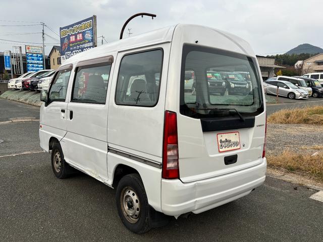 サンバーバン ＶＢ　ＡＴ　両側スライドドア　エアコン　運転席エアバッグ　助手席エアバッグ（16枚目）