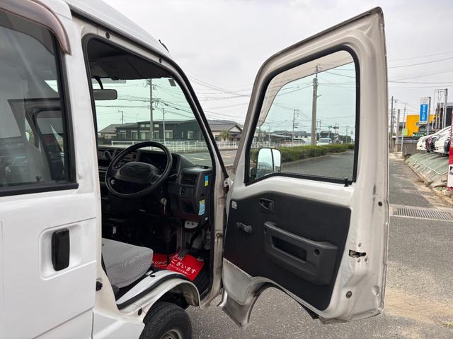 サンバーバン ＶＢ　ＡＴ　両側スライドドア　エアコン　運転席エアバッグ　助手席エアバッグ（42枚目）