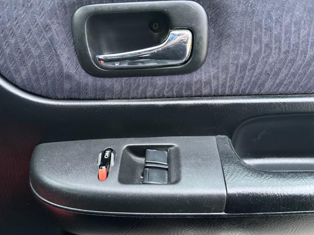 バモス Ｌローダウン　ＥＴＣ　バックカメラ　両側スライドドア　ナビ　ＴＶ　キーレスエントリー　ＡＴ　ＡＢＳ　ＣＤ　ＤＶＤ再生　ＵＳＢ　アルミホイール　衝突安全ボディ　エアコン　パワーステアリング　パワーウィンドウ（11枚目）