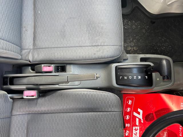 ＮＶ１００クリッパーバン ＤＸ　ＡＴ　両側スライドドア　エアコン　運転席エアバッグ　助手席エアバッグ（5枚目）