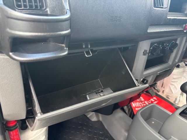 ＮＶ１００クリッパーバン ＤＸ　ＡＴ　両側スライドドア　エアコン　運転席エアバッグ　助手席エアバッグ（10枚目）