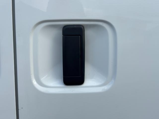 ＮＶ１００クリッパーバン ＤＸ　ＡＴ　両側スライドドア　エアコン　運転席エアバッグ　助手席エアバッグ（28枚目）