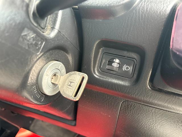 この度は当店のお車をご覧になっていただき、誠にありがとうございます。ぜひじっくりとご検討下さい。気軽にお問合せ・お見積りお待ちしております。