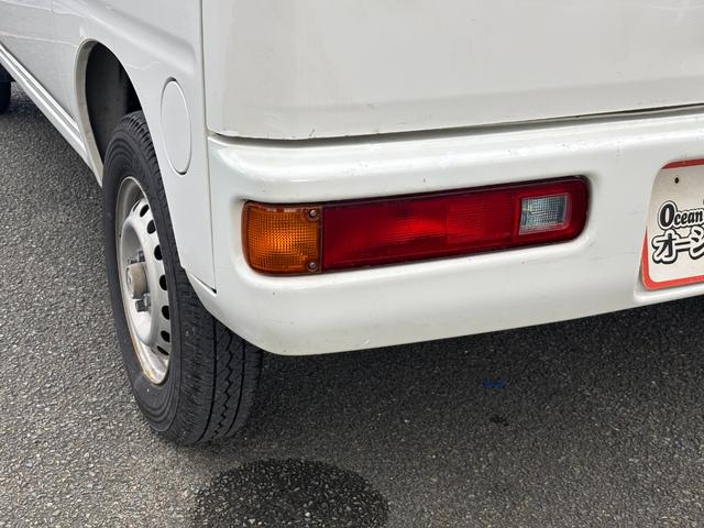 この度は当店のお車をご覧になっていただき、誠にありがとうございます。ぜひじっくりとご検討下さい。気軽にお問合せ・お見積りお待ちしております。