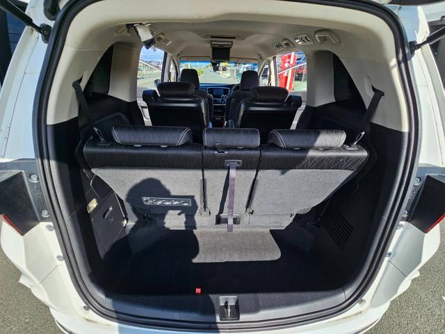 オデッセイ アブソルート　ＥＴＣ　バックカメラ　ＴＶ　クリアランスソナー　オートクルーズコントロール　両側電動スライドドア　オートライト　ＬＥＤヘッドランプ　スマートキー　アイドリングストップ　電動格納ミラー　後席モニター（18枚目）