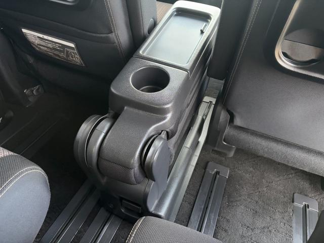 セレナ ハイウェイスター　Ｖセレ＋セーフティＩＩ　ＳＨＶ　ＥＴＣ　全周囲カメラ　ナビ　ＴＶ　クリアランスソナー　オートクルーズコントロール　レーンアシスト　衝突被害軽減システム　両側電動スライドドア　オートライト　ＬＥＤヘッドランプ　スマートキー（51枚目）