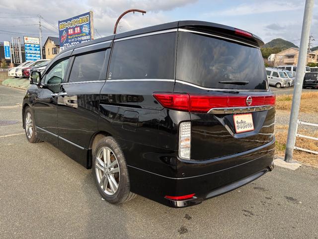 エルグランド ２５０ハイウェイスター　ＥＴＣ　全周囲カメラ　ナビ　ＴＶ　クリアランスソナー　両側電動スライドドア　オートライト　ＨＩＤ　スマートキー　電動格納ミラー　３列シート　ＣＶＴ　アルミホイール　ＣＤ　ミュージックプレイヤー接続可（16枚目）