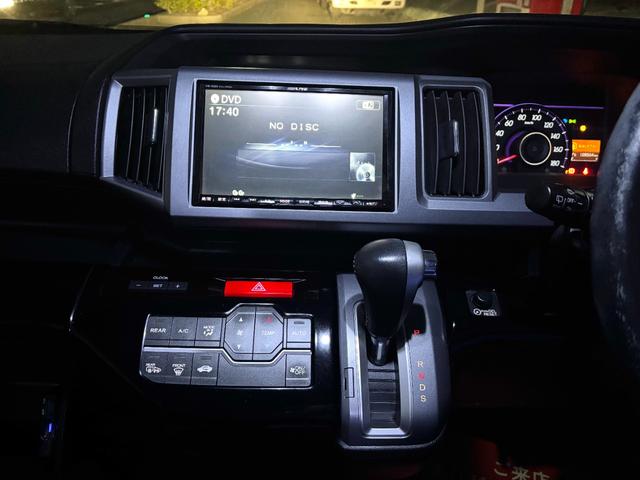 ステップワゴンスパーダ Z クールスピリット ETC バックカメラ ナビ TV オートクルーズコントロール 両側電動スライドドア オートライト HID アイドリングストップ 電動格納ミラー 3列シート CVT アルミホイール CD DVD再生(8枚目)